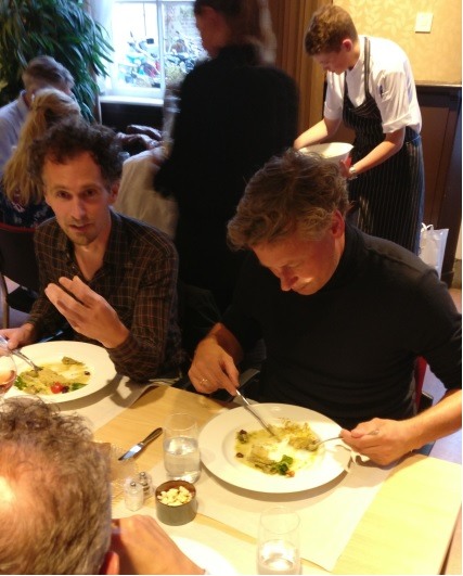 Zen.nl, Zen , mediteren, werk en privé-leven, succes, teleurstelling, mindfulness, mediteren, inefficiënte zorgsysteem, Qualizorg, kwaliteit, patiënt centraal, gezondheid, zorgkosten, zenleiderschapsforum, Rutger van Zuidam